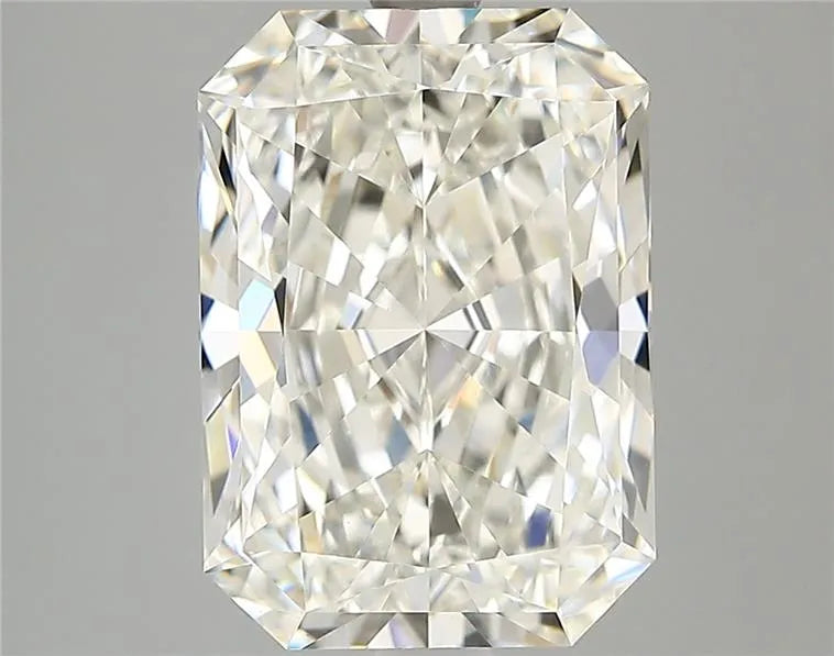 3.75ct Radiant Lab Grown Diamond (Colour G, Clarity VVS2, Cut EX, IGI Certified)