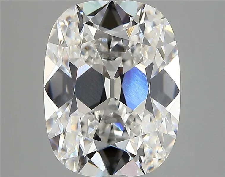3.80ct Cushion modified Lab Grown Diamond (Colour E, Clarity VVS1, IGI Certified)