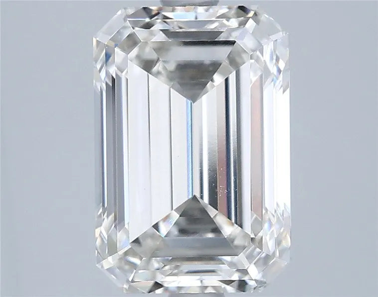 3.80ct Emerald Lab Grown Diamond (Colour G, Clarity VVS2, IGI Certified)