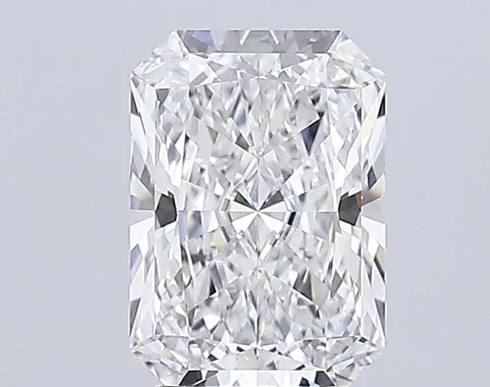 3.80ct Radiant Lab Grown Diamond (Colour E, Clarity VVS2, GIA Certified)