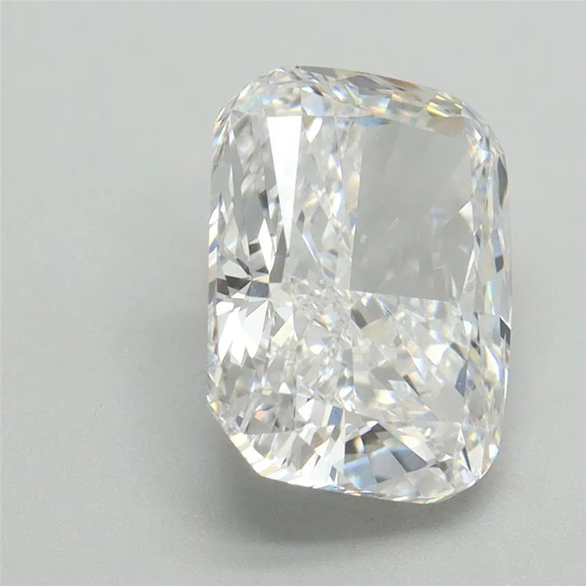 3.81ct Cushion brilliant Lab Grown Diamond (Colour D, Clarity VVS2, IGI Certified)