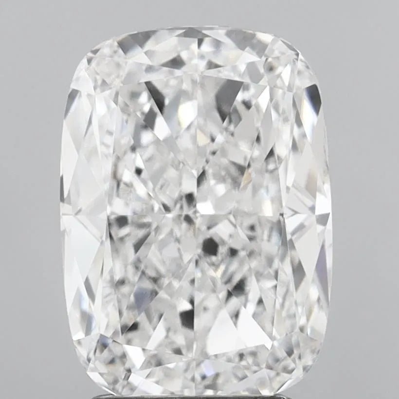 3.81ct Cushion modified Lab Grown Diamond (Colour D, Clarity VVS2, IGI Certified)