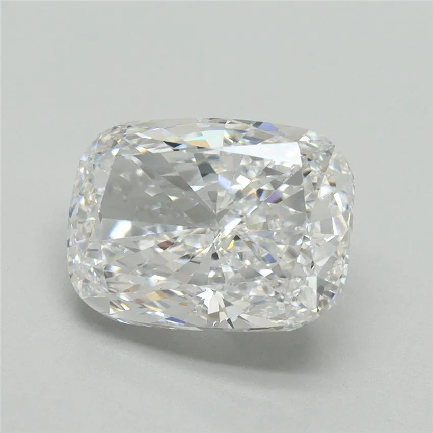 3.82ct Cushion brilliant Lab Grown Diamond (Colour D, Clarity VVS2, IGI Certified)