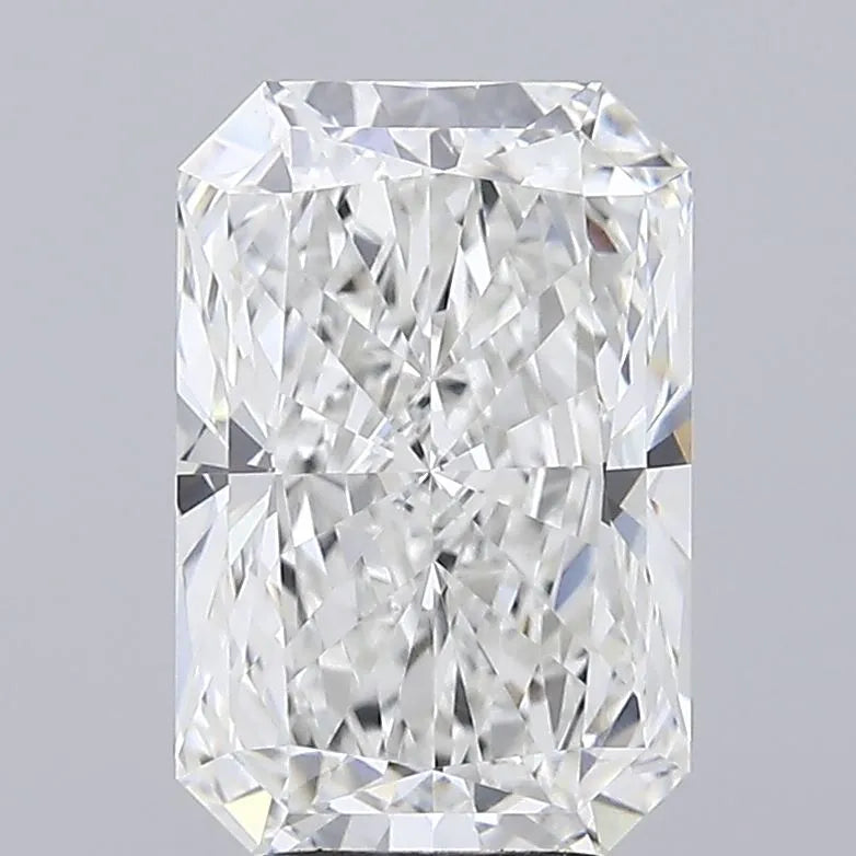 3.82ct Radiant Lab Grown Diamond (Colour E, Clarity IF, IGI Certified)