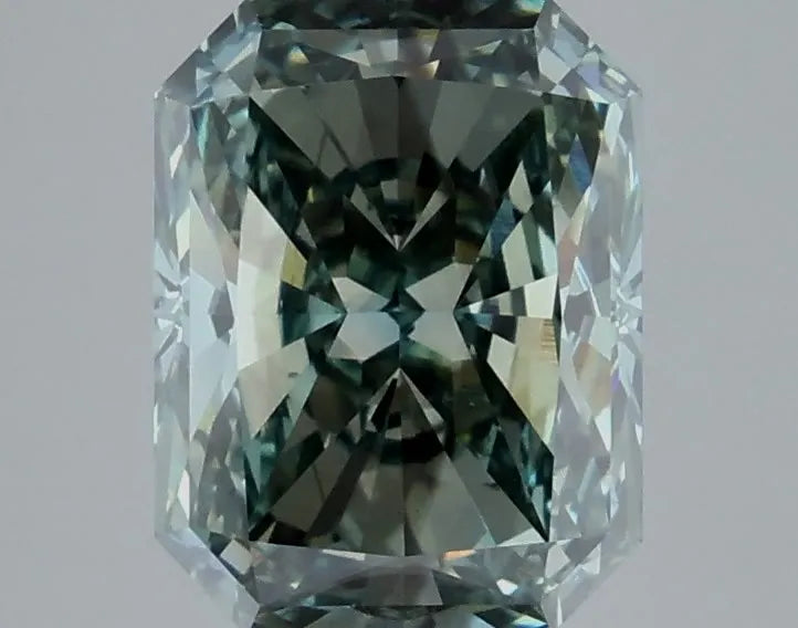 3.83ct Radiant Lab Grown Diamond (Colour Fancy Intense Green, Clarity VS1, IGI Certified)