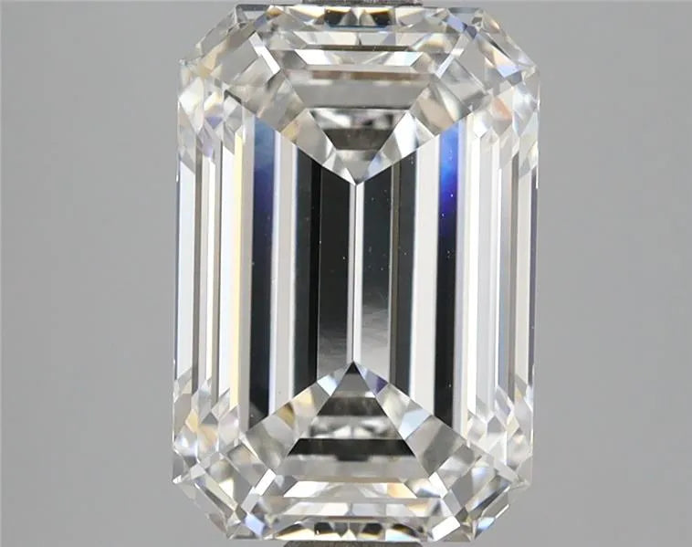 3.87ct Emerald Lab Grown Diamond (Colour E, Clarity VVS2, IGI Certified)