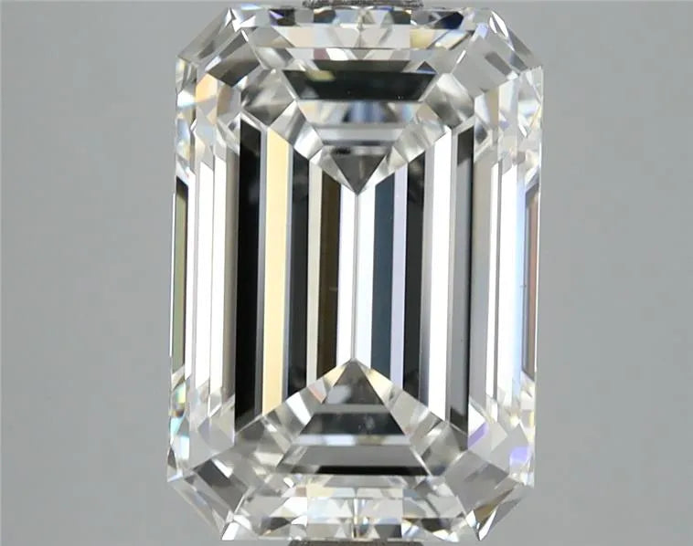 3.89ct Emerald Lab Grown Diamond (Colour E, Clarity VVS2, IGI Certified)