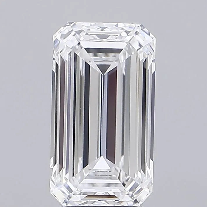 3.91ct Emerald Lab Grown Diamond (Colour D, Clarity VVS1, IGI Certified)