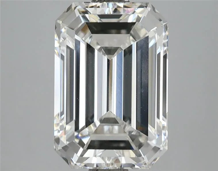 3.93ct Emerald Lab Grown Diamond (Colour F, Clarity VVS2, IGI Certified)