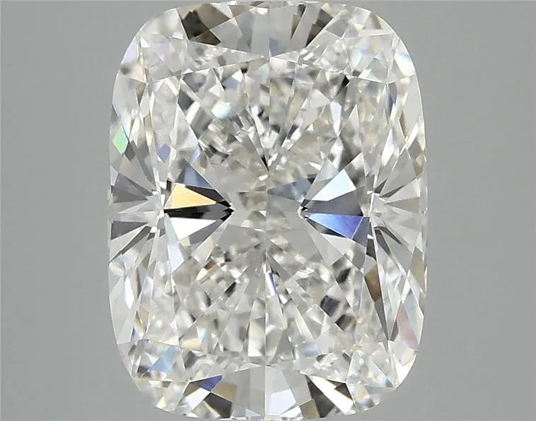 3.99ct Cushion modified Lab Grown Diamond (Colour G, Clarity VVS2, IGI Certified)