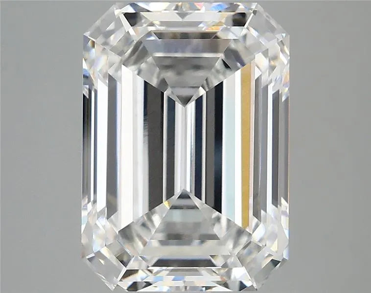 5.06ct Emerald Lab Grown Diamond (Colour E, Clarity VVS2, IGI Certified)