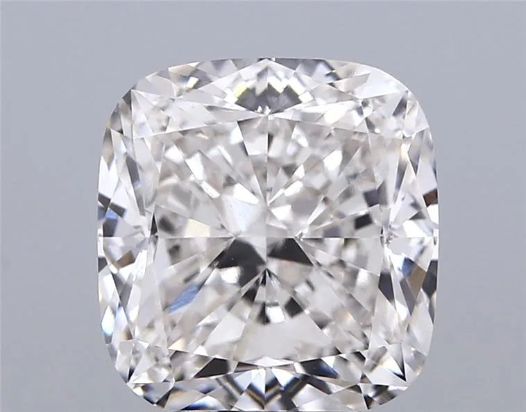 5.02ct Cushion modified Lab Grown Diamond (Colour G, Clarity VS1, IGI Certified)