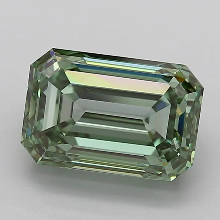 5.01ct Emerald Lab Grown Diamond (Colour Fancy Vivid Green, Clarity VVS1, IGI Certified)