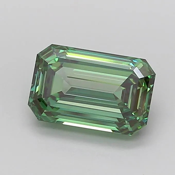 3.01ct Emerald Lab Grown Diamond (Colour Fancy Vivid Green, Clarity VVS1, IGI Certified)