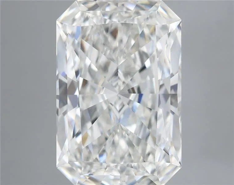 5.00ct Radiant Lab Grown Diamond (Colour F, Clarity VVS2, IGI Certified)