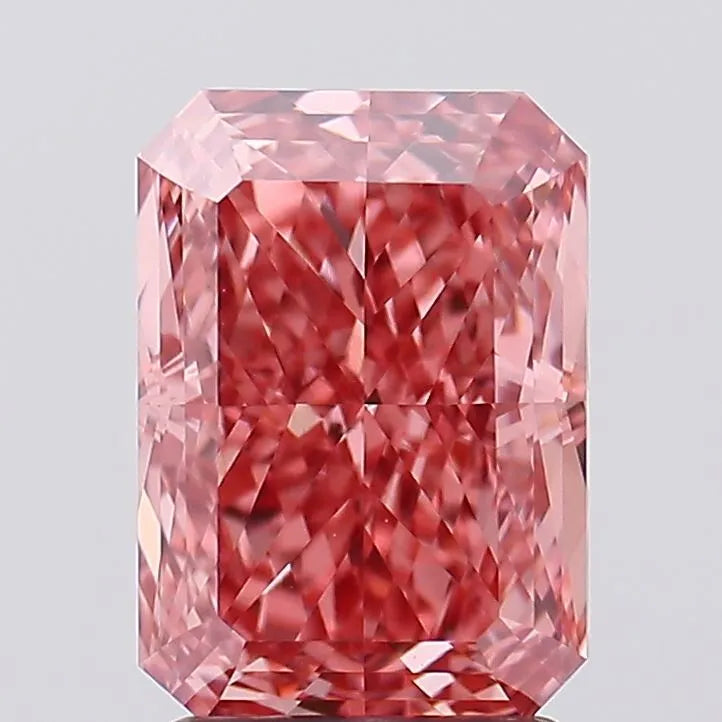 2.67ct Radiant Lab Grown Diamond (Colour Fancy Vivid Pink, Clarity VVS2, IGI Certified)
