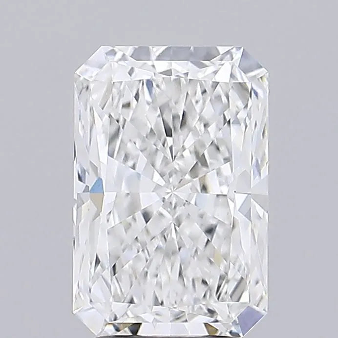 3.51ct Radiant Lab Grown Diamond (Colour E, Clarity VVS2, IGI Certified)