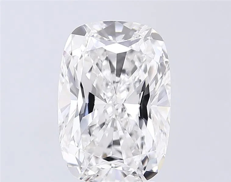 4.00ct Cushion modified Lab Grown Diamond (Colour D, Clarity VVS2, IGI Certified)