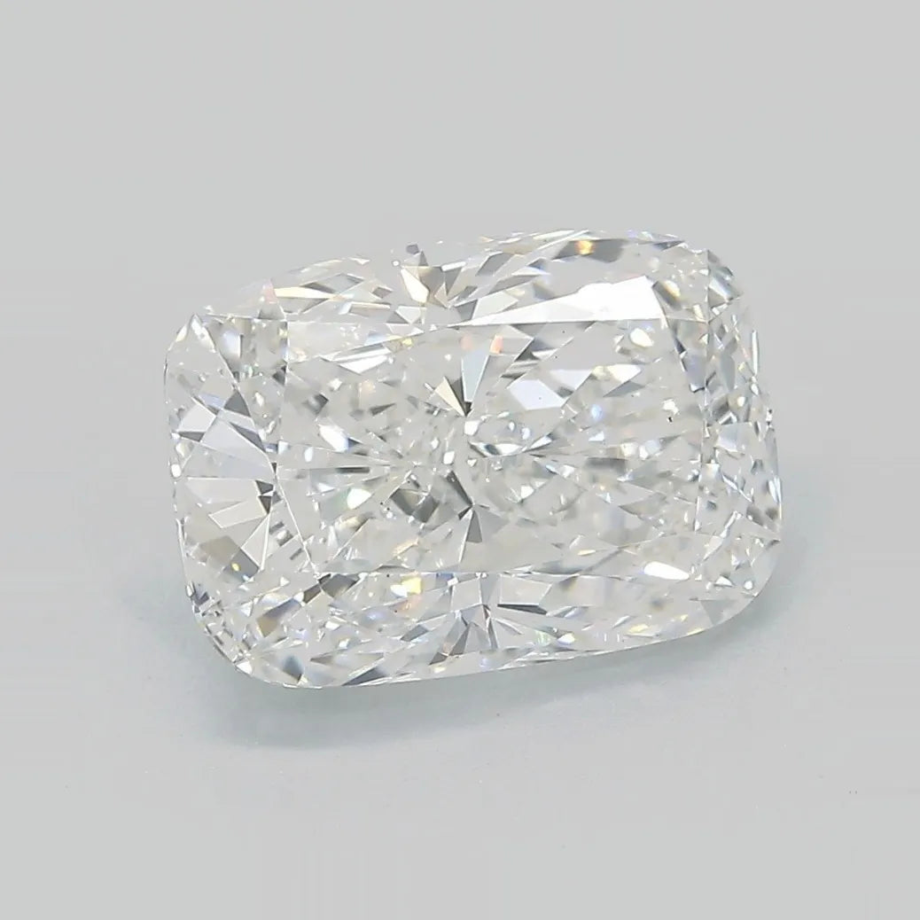 4.00ct Cushion modified Lab Grown Diamond (Colour E, Clarity VS2, IGI Certified)