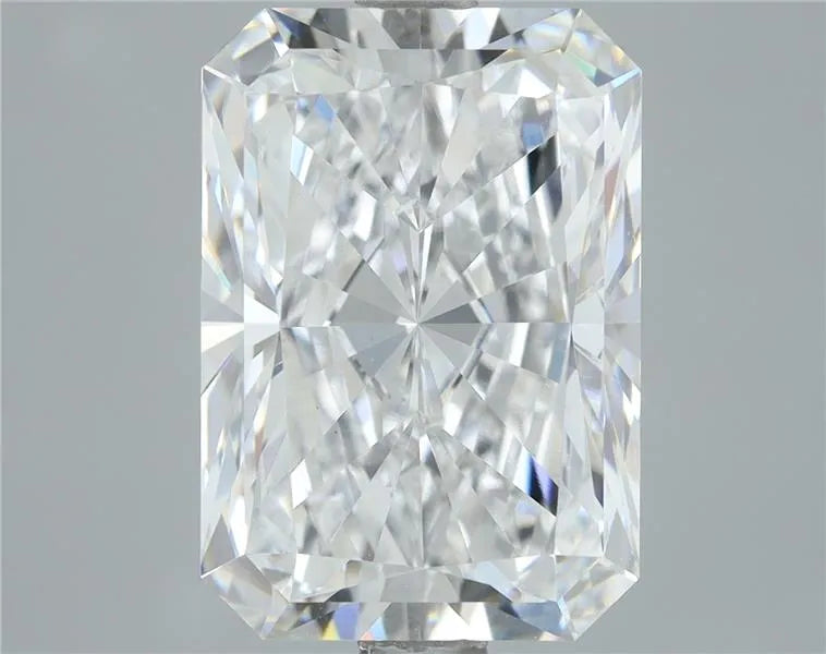4.00ct Radiant Lab Grown Diamond (Colour D, Clarity VS1, IGI Certified)