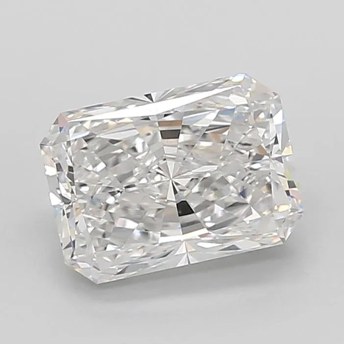 4.00ct Radiant Lab Grown Diamond (Colour E, Clarity VVS1, IGI Certified)