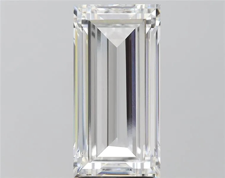 4.01ct Baguette Lab Grown Diamond (Colour E, Clarity VVS2, IGI Certified)