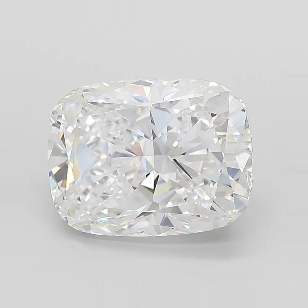 4.01ct Cushion modified Lab Grown Diamond (Colour D, Clarity VS1, IGI Certified)