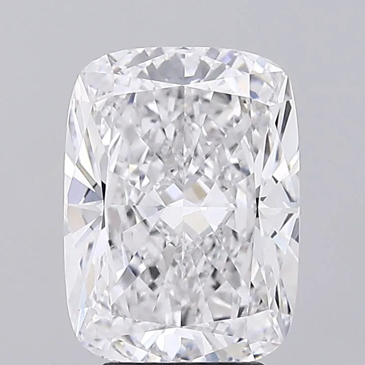 4.01ct Cushion modified Lab Grown Diamond (Colour D, Clarity VVS1, IGI Certified)