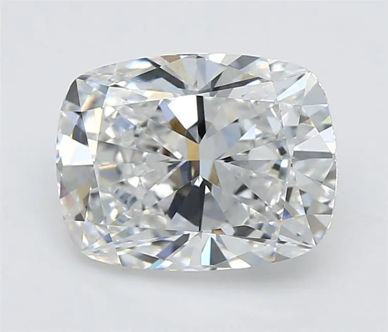 4.01ct Cushion modified Lab Grown Diamond (Colour D, Clarity VVS2, GIA Certified)