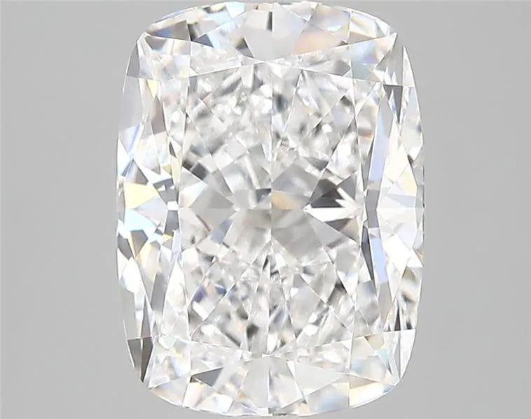 4.01ct Cushion modified Lab Grown Diamond (Colour D, Clarity VVS2, IGI Certified)