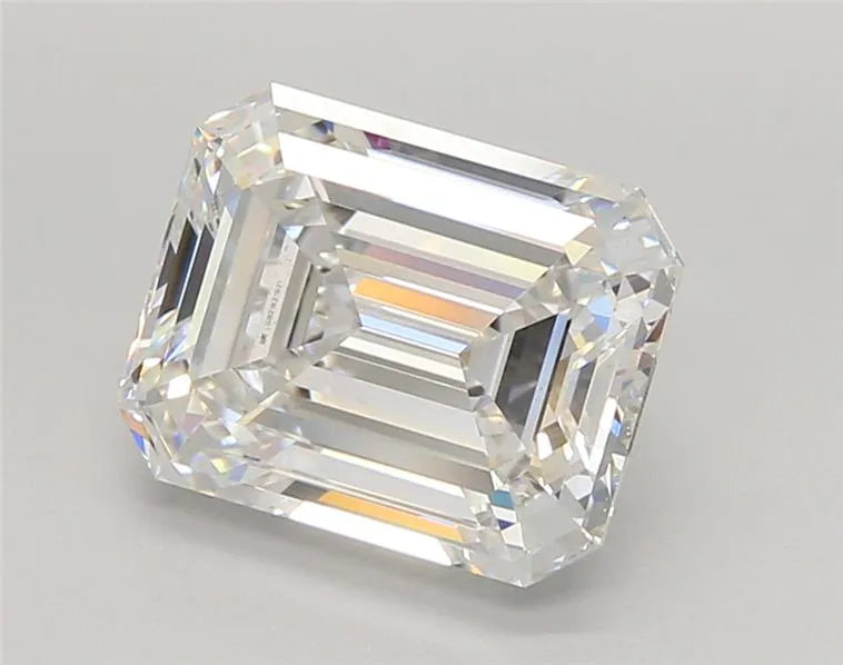 4.01ct Emerald Lab Grown Diamond (Colour E, Clarity VS1, IGI Certified)