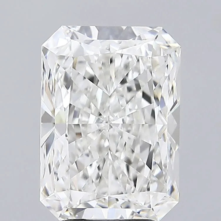 4.01ct Radiant Lab Grown Diamond (Colour F, Clarity VVS2, IGI Certified)