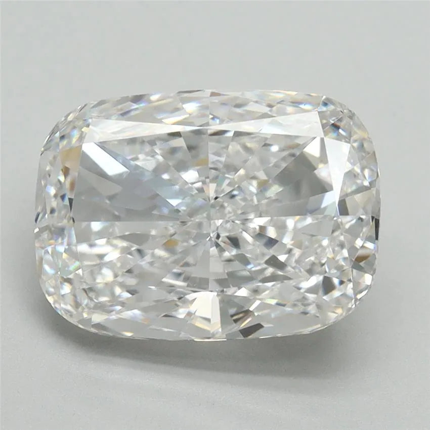 4.02ct Cushion brilliant Lab Grown Diamond (Colour D, Clarity VVS2, IGI Certified)