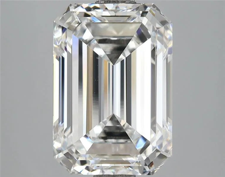 4.02ct Emerald Lab Grown Diamond (Colour D, Clarity VVS2, IGI Certified)