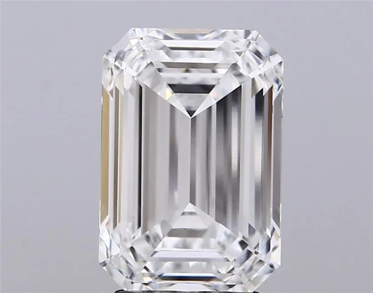 4.02ct Emerald Lab Grown Diamond (Colour E, Clarity VVS2, IGI Certified)