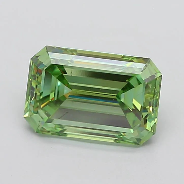 4.02ct Emerald Lab Grown Diamond (Colour Fancy Vivid Green, Clarity VS1, IGI Certified)