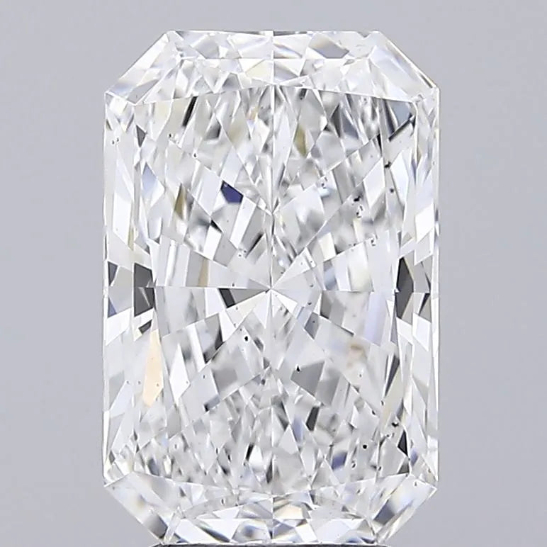 4.02ct Radiant Lab Grown Diamond (Colour D, Clarity SI1, IGI Certified)