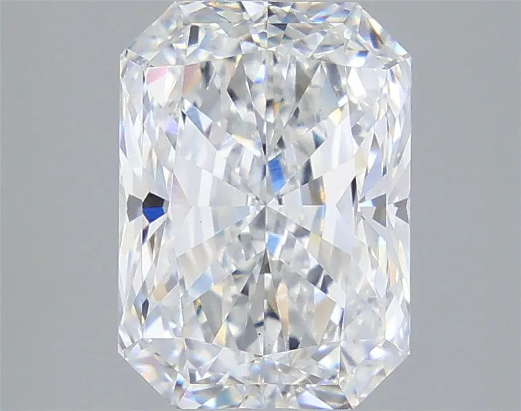 4.02ct Radiant Lab Grown Diamond (Colour D, Clarity VS1, IGI Certified)