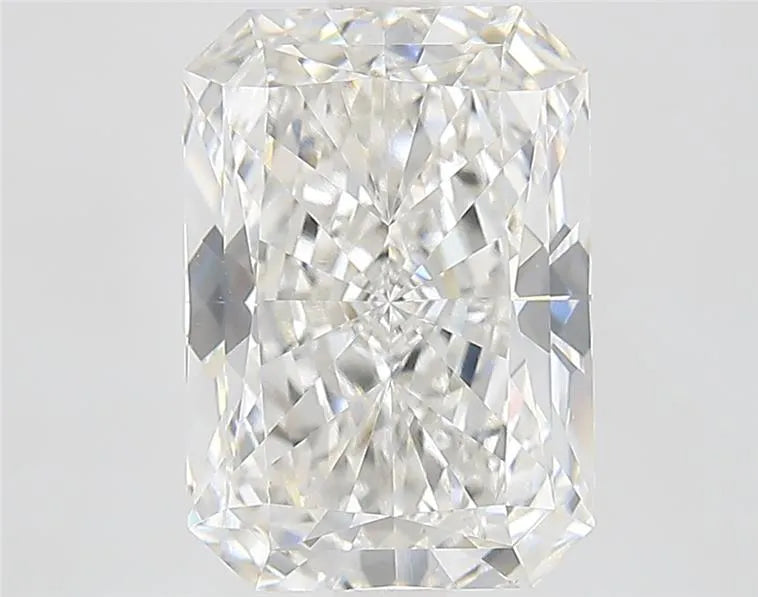 4.02ct Radiant Lab Grown Diamond (Colour F, Clarity VVS2, IGI Certified)
