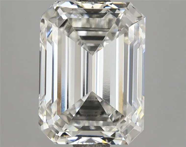4.03ct Emerald Lab Grown Diamond (Colour Fancy Intense Pink, Clarity VS1, IGI Certified)