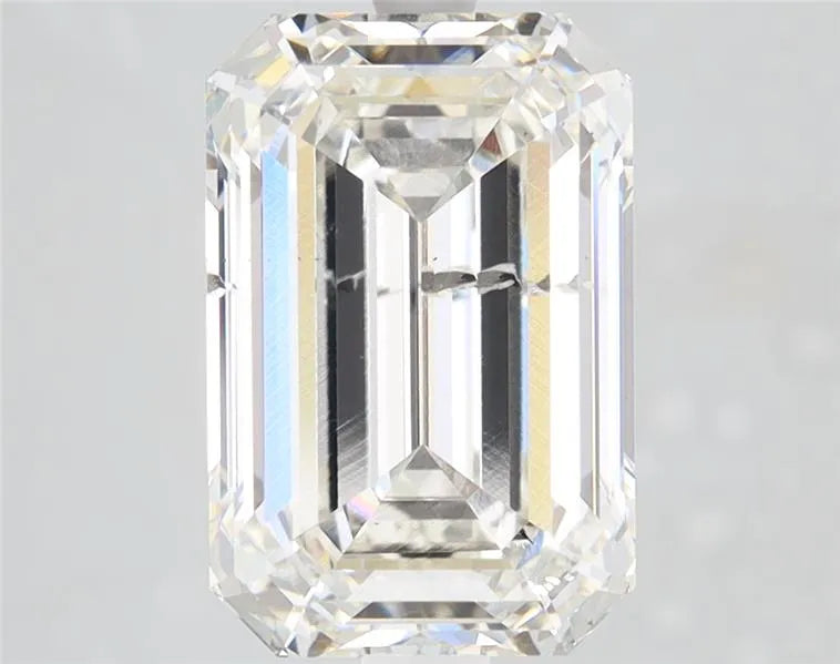 4.03ct Emerald Lab Grown Diamond (Colour H, Clarity SI2, IGI Certified)