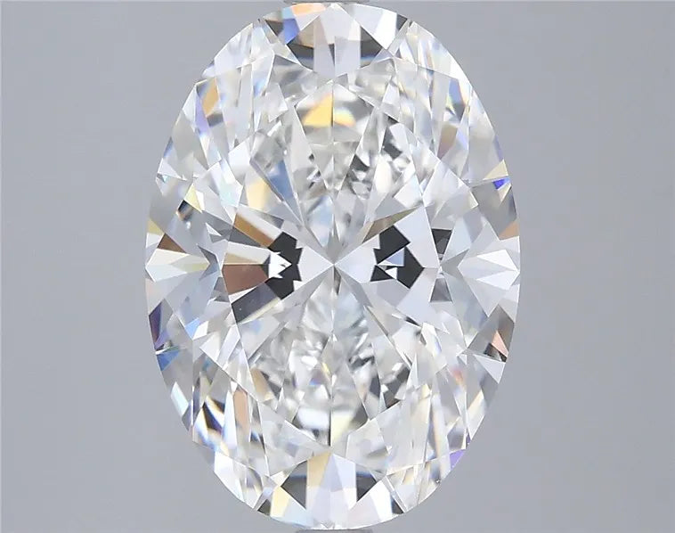 4.03ct Oval Lab Grown Diamond (Colour E, Clarity VVS1, IGI Certified)