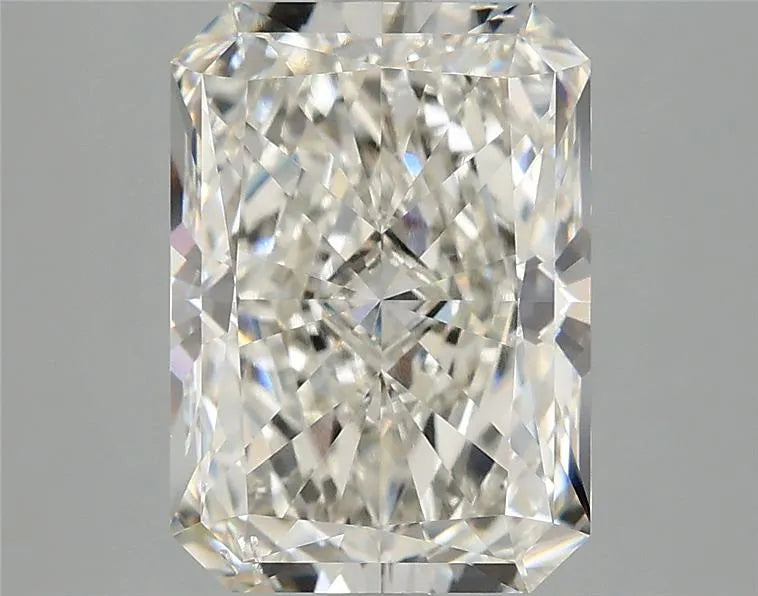 4.03ct Radiant Lab Grown Diamond (Colour H, Clarity VS2, IGI Certified)