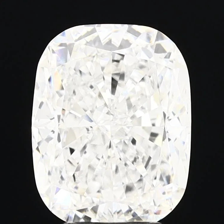 4.04ct Cushion modified Lab Grown Diamond (Colour D, Clarity VVS2, IGI Certified)