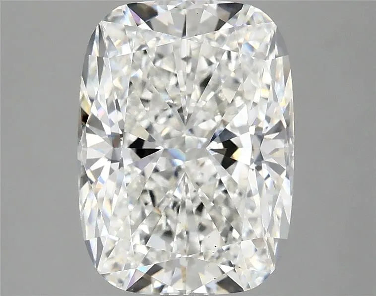 4.04ct Cushion modified Lab Grown Diamond (Colour E, Clarity VS2, IGI Certified)