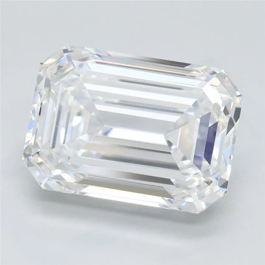 4.04ct Emerald Lab Grown Diamond (Colour F, Clarity VS1, IGI Certified)