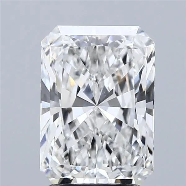 4.04ct Radiant Lab Grown Diamond (Colour D, Clarity VVS1, IGI Certified)