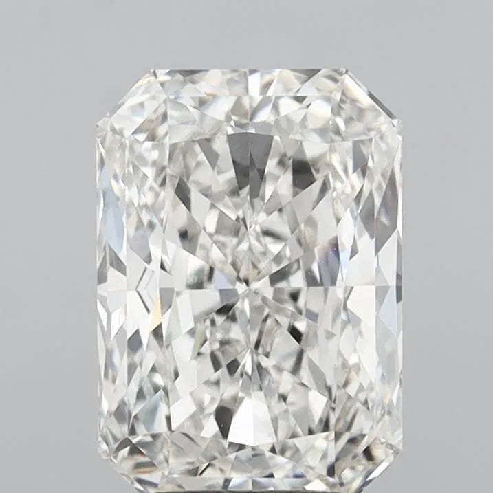 4.04ct Radiant Lab Grown Diamond (Colour F, Clarity VVS2, IGI Certified)