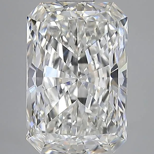 4.04ct Radiant Lab Grown Diamond (Colour F, Clarity VVS2, IGI Certified)