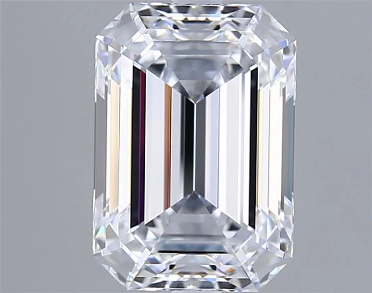 4.05ct Emerald Lab Grown Diamond (Colour F, Clarity VVS1, GIA Certified)